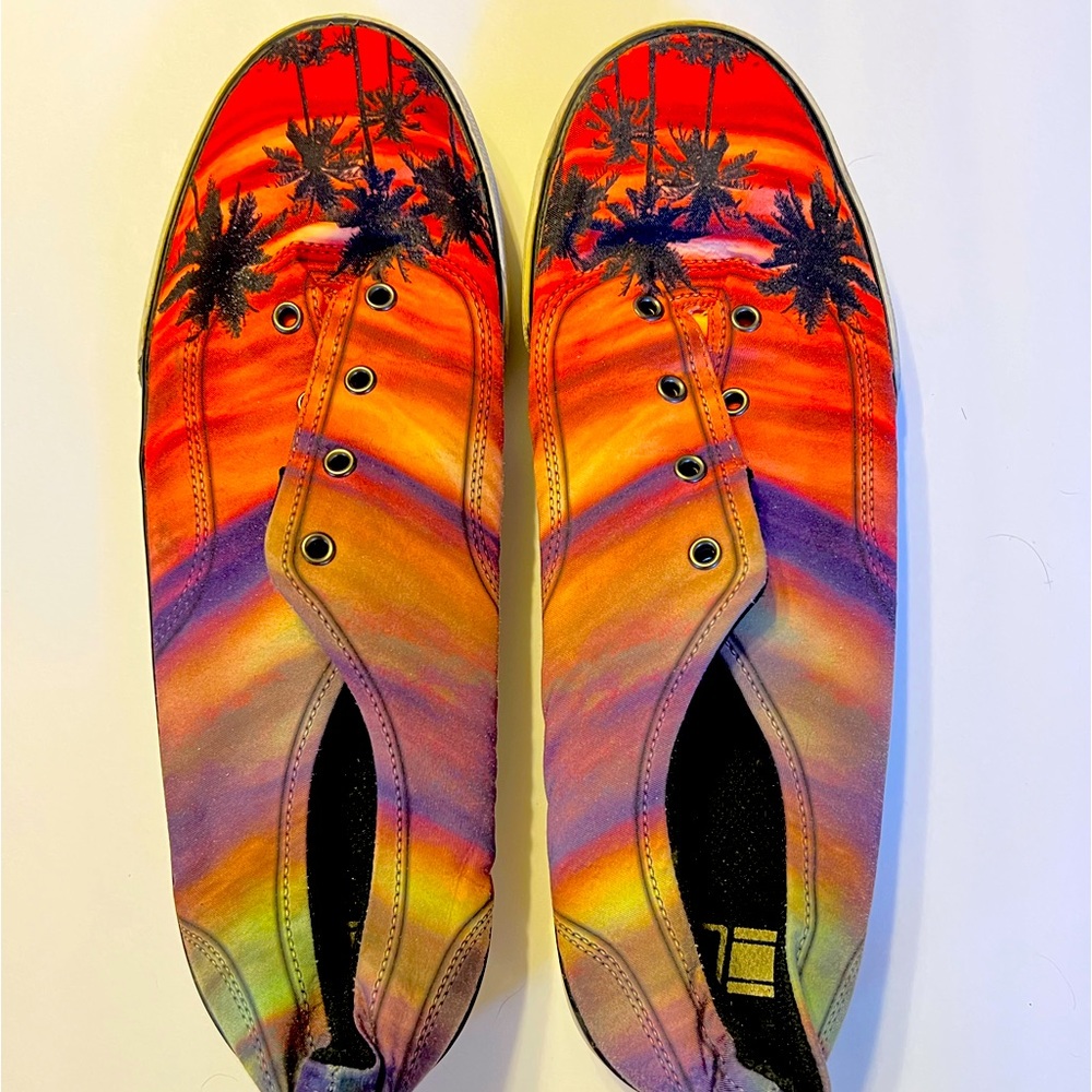 Men’s Lugz tennis shoes size 12 
tropical sunset palm trees Santa Monica design